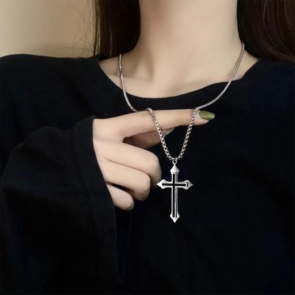 Men’s and Women’s Stainless Steel Necklaces Cross Pendant Necklaces Whit Chain