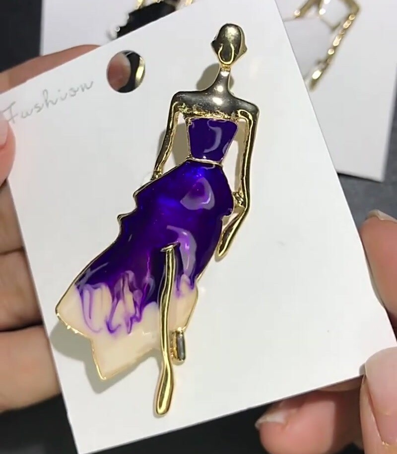 Beauty Lady Brooch Figure natural seashell Fashion Women Men Pins Jewelry Gift