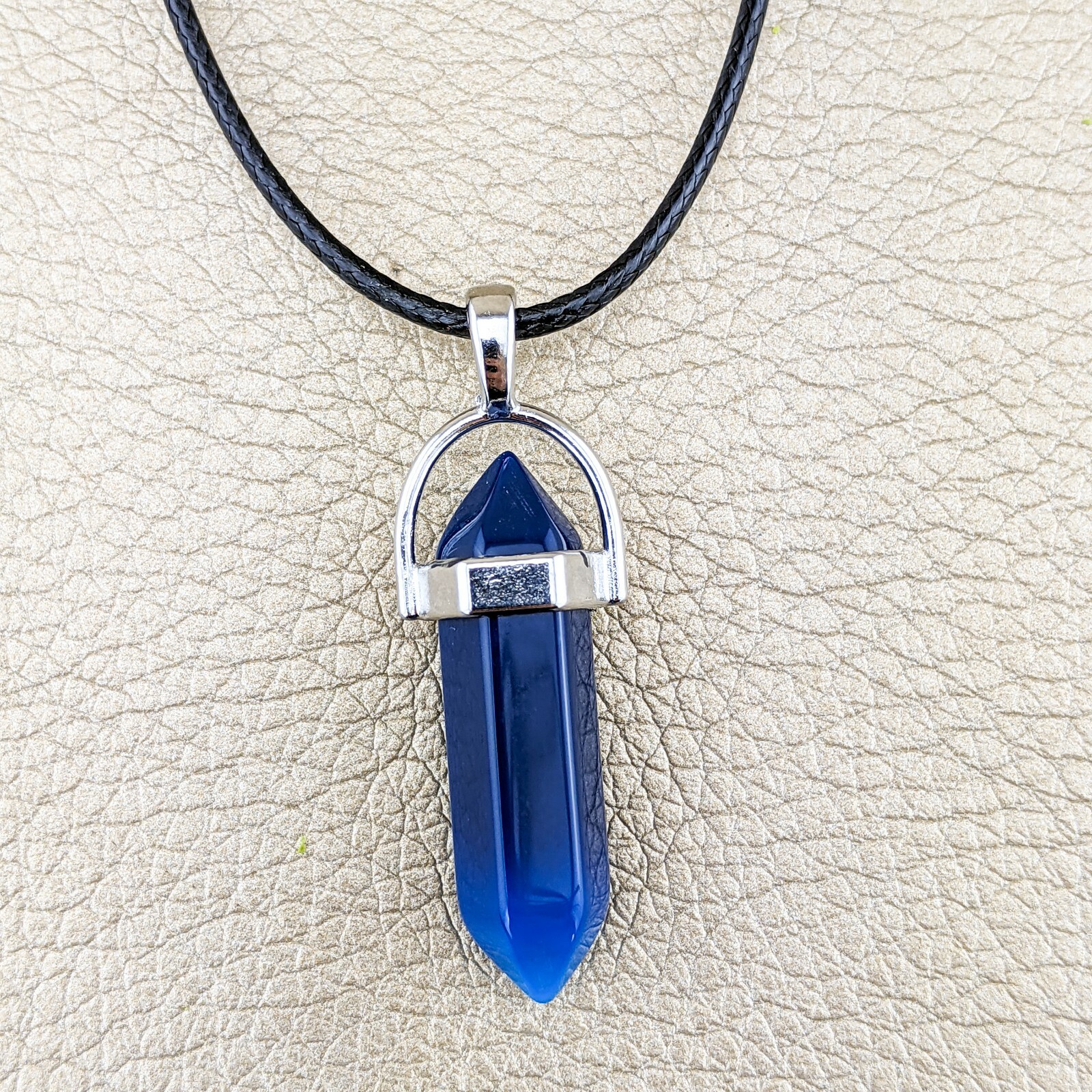 j) Blue Agate stone Hexagon Point Pendant Chakra Reiki Healing Amulet necklace