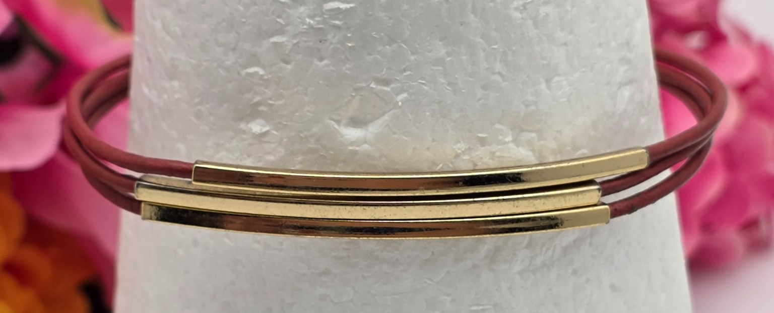 Fossil Red Leather Triple Strand Gold Tone Bar Bracelet Minimalist 8 In