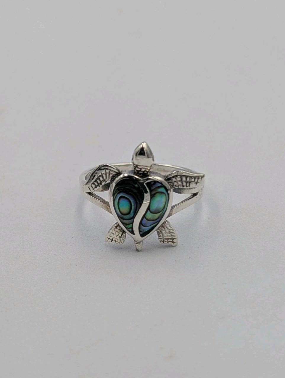 925 Sterling Silver Sea Turtle Split Heart Inlaid Abalone Shell Ring – Sz 7.75