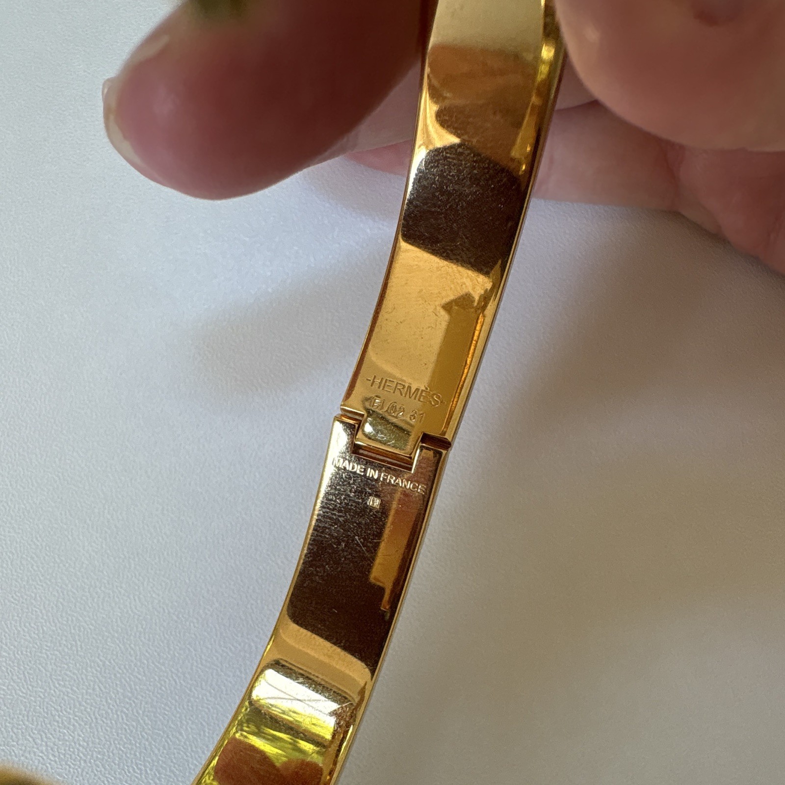 Authentic HERMÈS Clic H Bracelet Pink Enamel Gold Tone