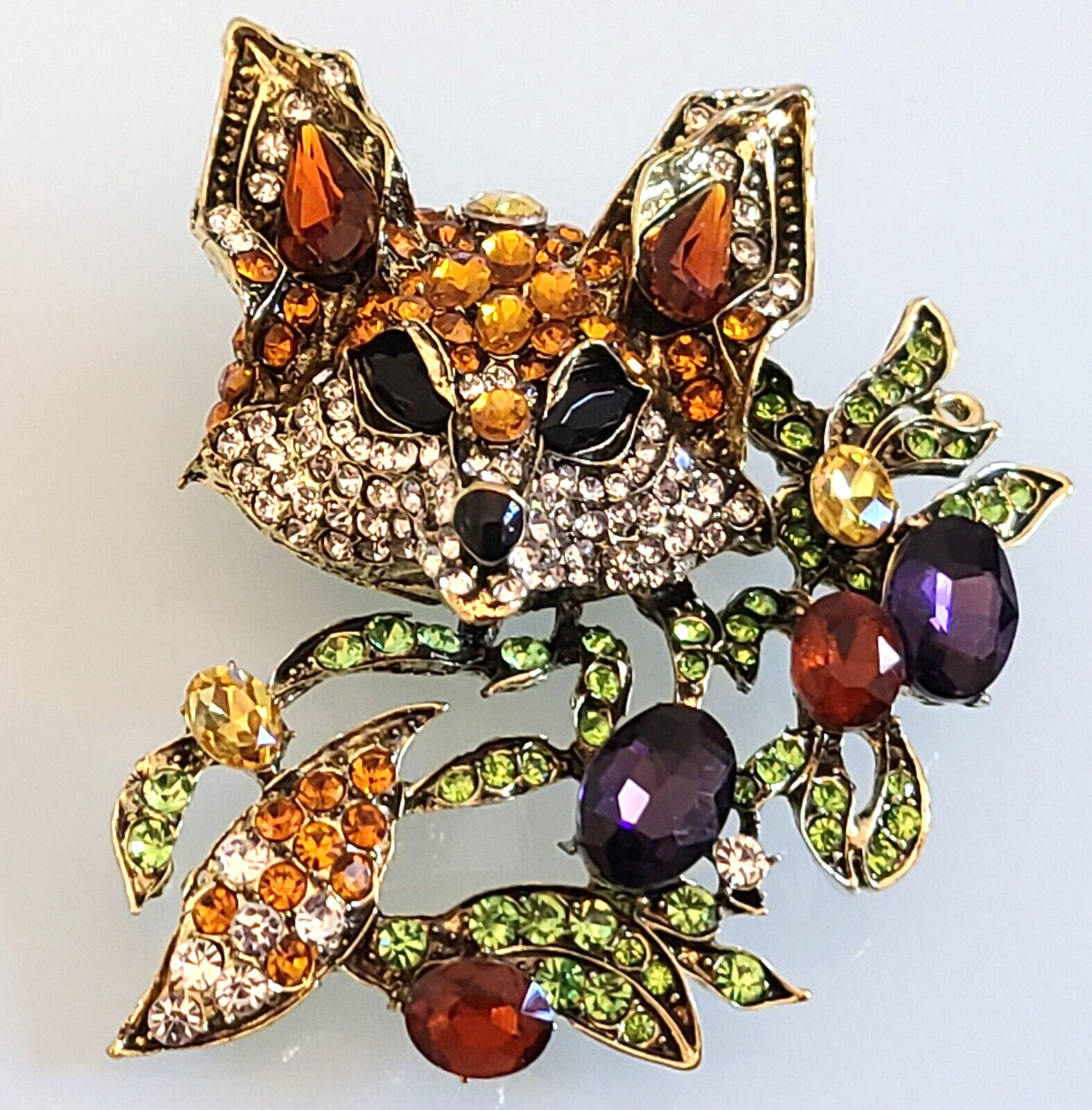 WOWSER HIGHLY DIMENSIONAL DESIGNER STYLE UNSIGNED MULTICOLORED FOX BROOCH PIN