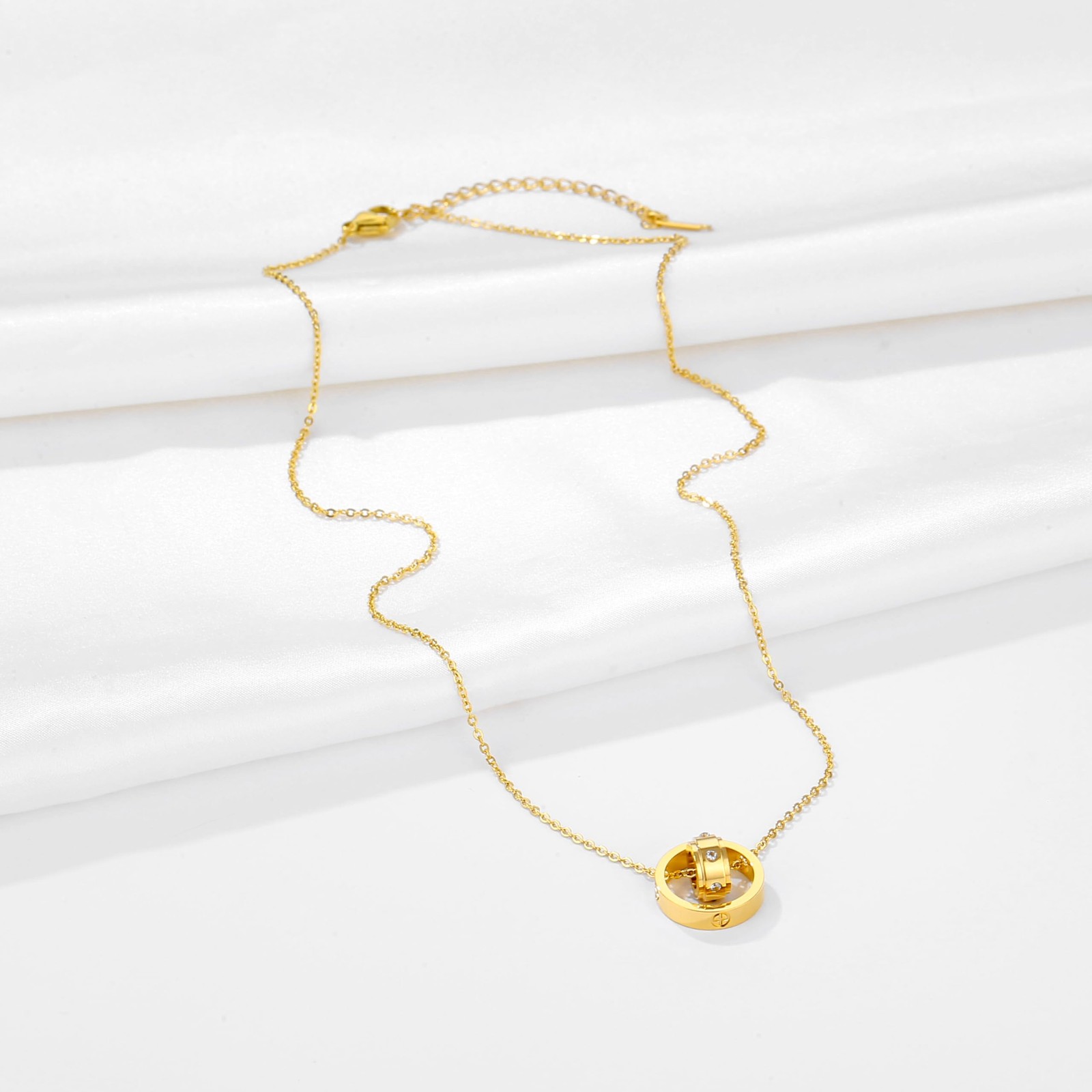 Women’s Stainless Steel Necklace -18K Gold Women’s Necklace, Gold Interlockin…