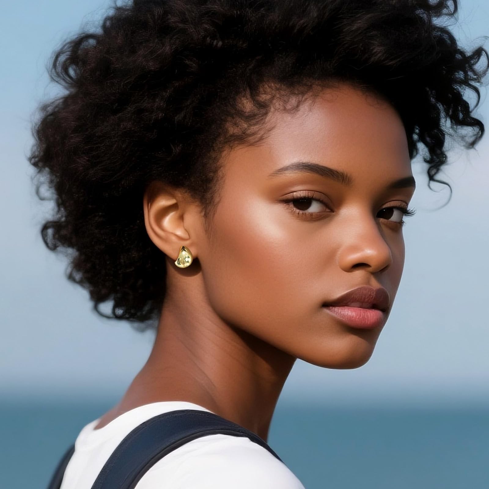 Gold Plated Teardrop Earrings – Lightweight Fashion Jewelry for Weddings, Partie