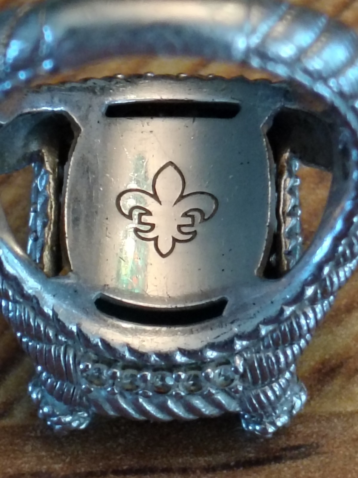 Judith Ripka 925 Sterling Silver Green Goddess Cushion Cut Ring Fleur-de-lis SZ6