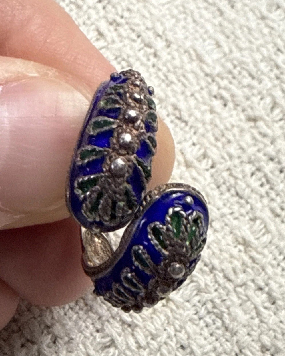 Vintage Ring silver 925 intricately crafted enamel Snake Victorian Style Blue