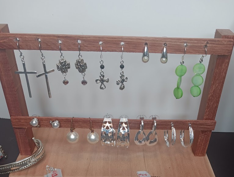 Fashion Earrings in various styles Cross, Goth, Pearl-shape and Dangles