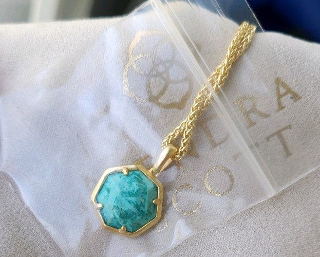 Kendra Scott Cynthia Short Pendant Necklace Gold Sea Green Chrysocolla NWT