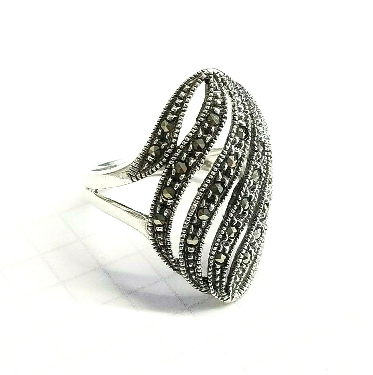 (SIZE 6,7,8,9) ELEGANT MARCASITE WAVES RING .925 STERLING SILVER