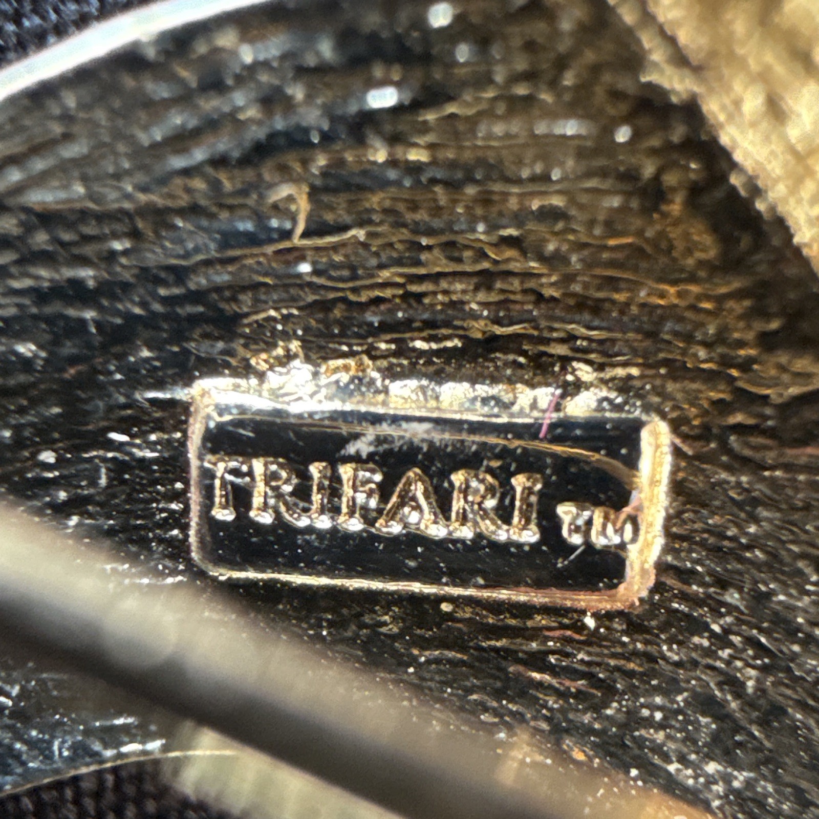 Vintage Trifari Signed Gold Tone Black Enamel Abstract Art Brooch Pin