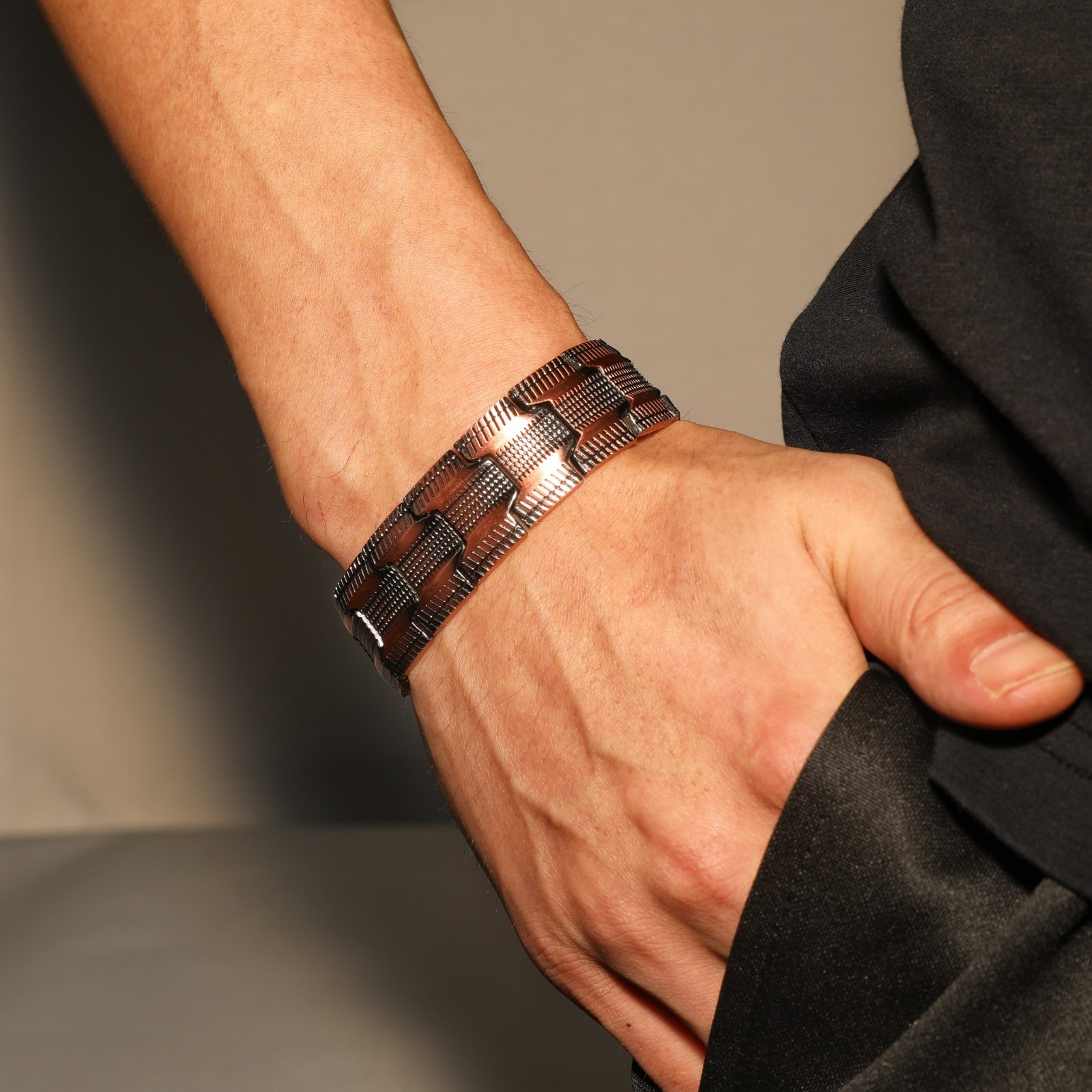 Adjustable Men’s Copper Magnetic Bracelet with Sizing Tool and Magnets