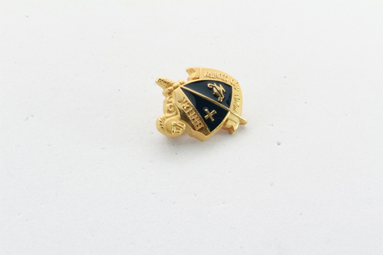 Brooch Pin – Signed Jostens – Breck – Honor God Country – Black Enamel Gold Tone