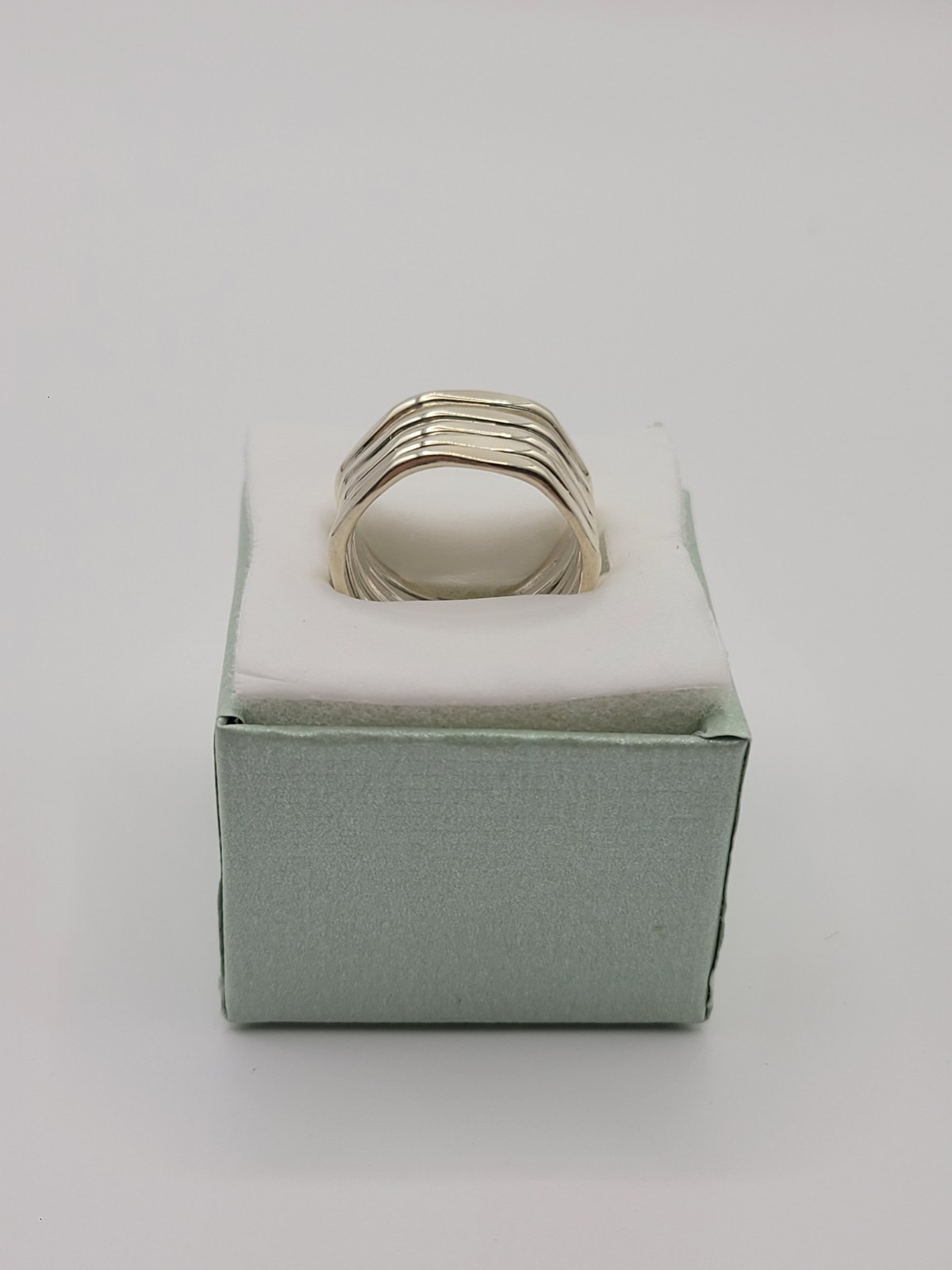 Silver 925 Modernist Layered Waved Band Ring – Women’s Size 6.5