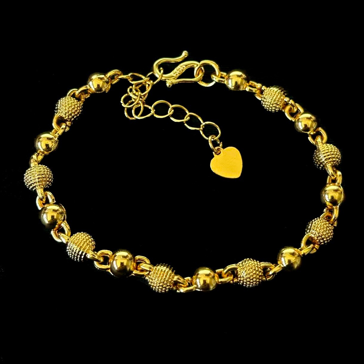Golden Gold-tone Ball Bracelet Chain marked ‘ 999 ‘, 7-8.5 in adjustable