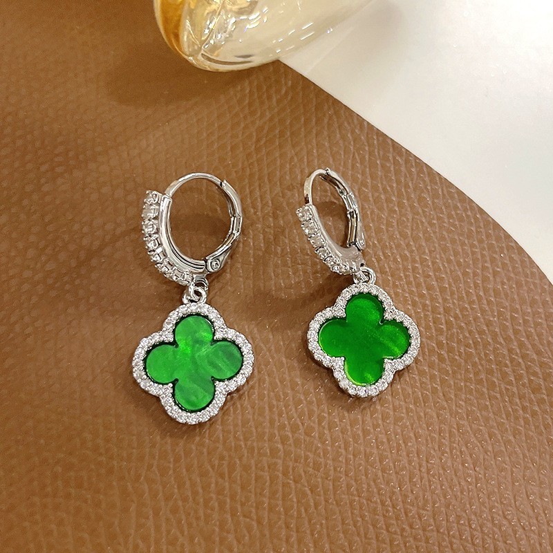 14k Gold Four Leaf Clover Flower Drop Dangle Earrings