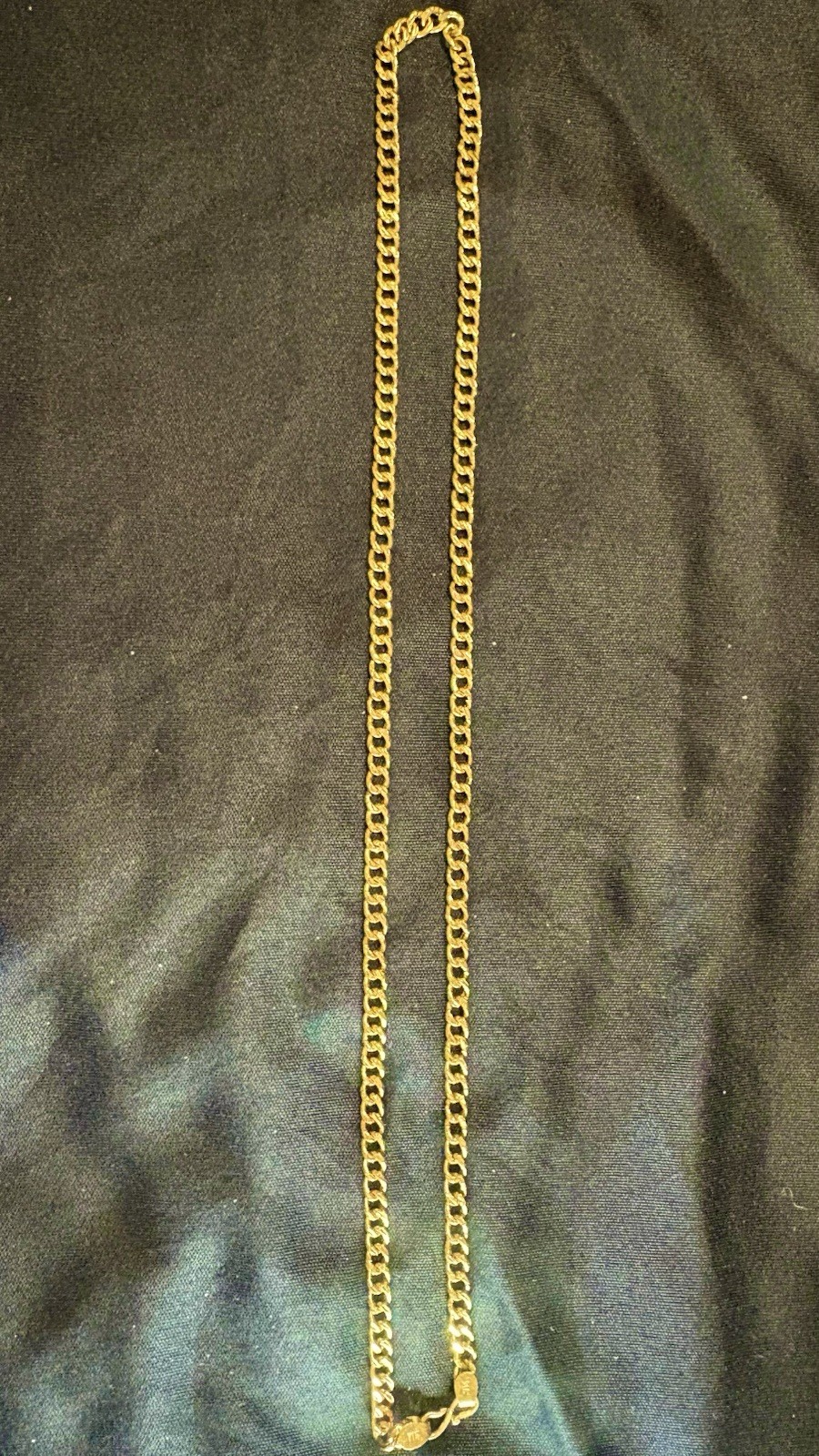 22K Saudi Gold Curb Link Chain Necklace 23.5in. Metal S Clasp slightly used.