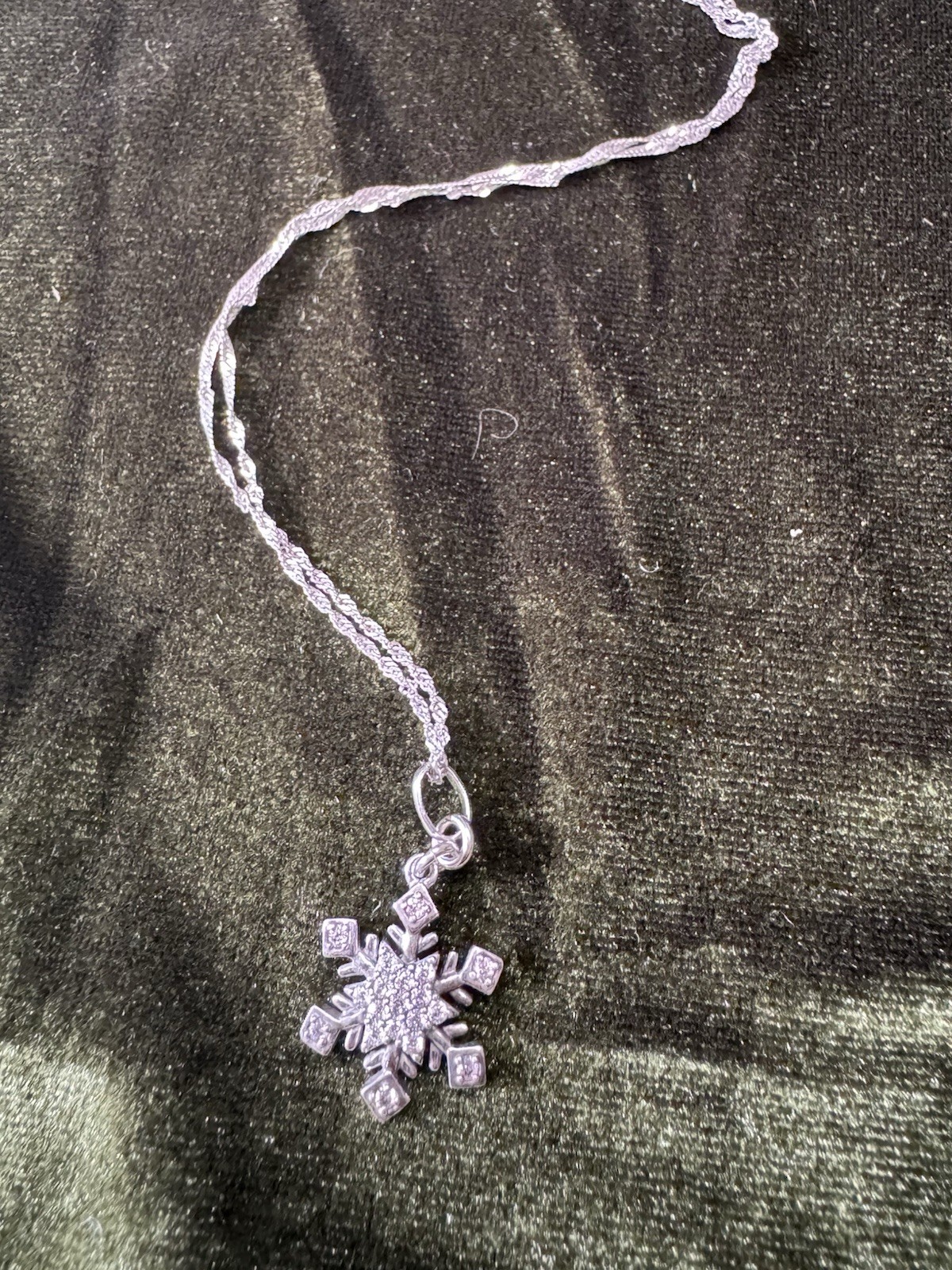 925 Italy Crystal Pavé Snowflake Charm Pendant Necklace Rope Chain Lobster 18”