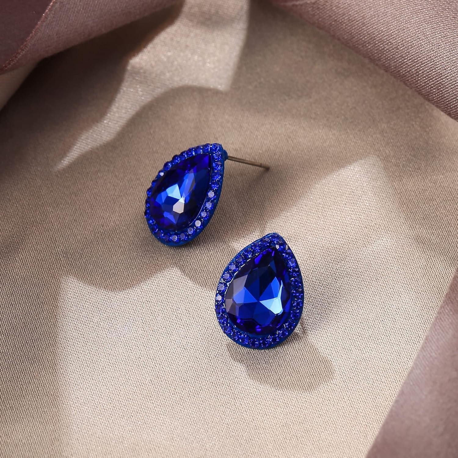 Women’s Austrian Crystal Wedding Teardrop Stud Earrings