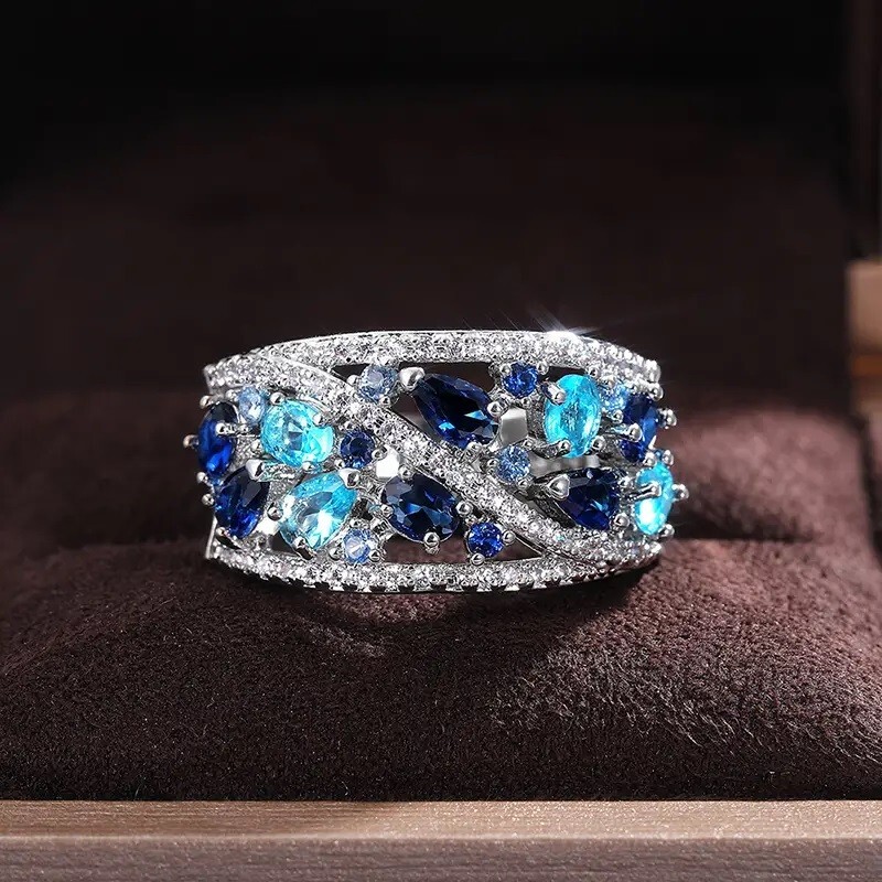 Elegant 925 Sterling Silver Blue White Topaz Wedding Engagement Ring Size 8