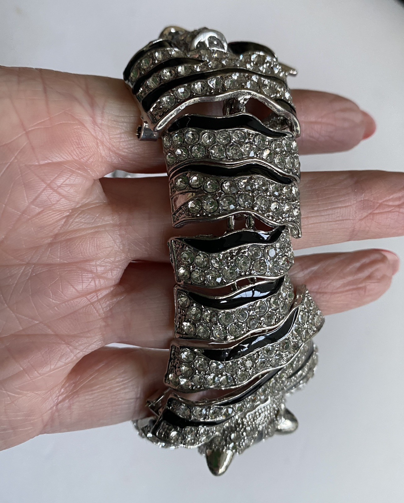 Movable Articulated Silver Tone Crystal Black Enamel Large Tiger Cat Brooch NEW