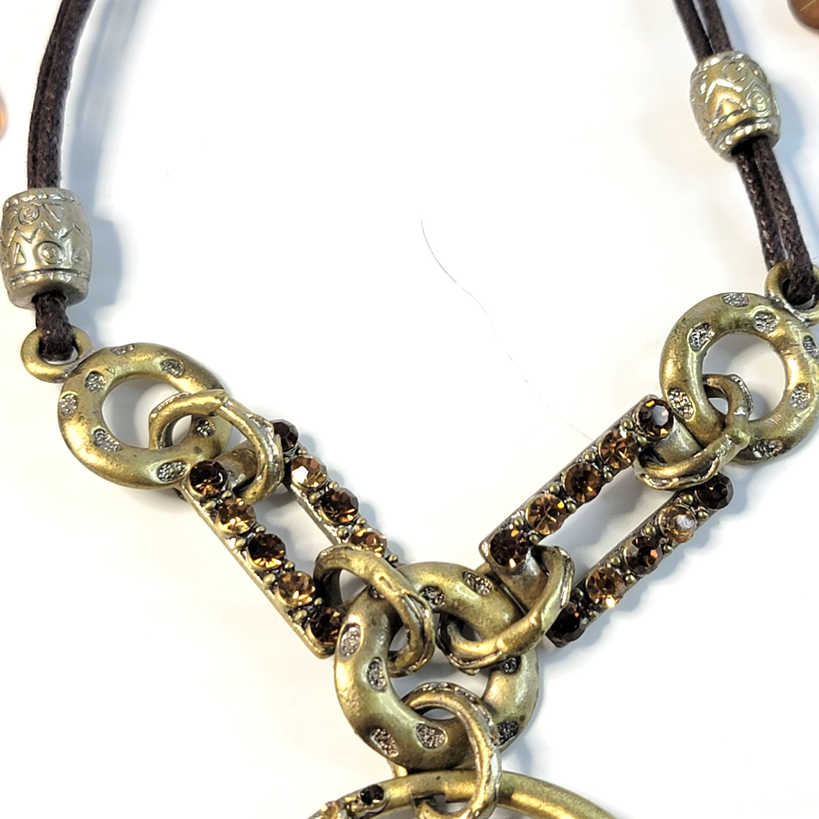 Vintage Bronze Tone Leopard Figure Statement Pendant Necklace Brown Leather Cord