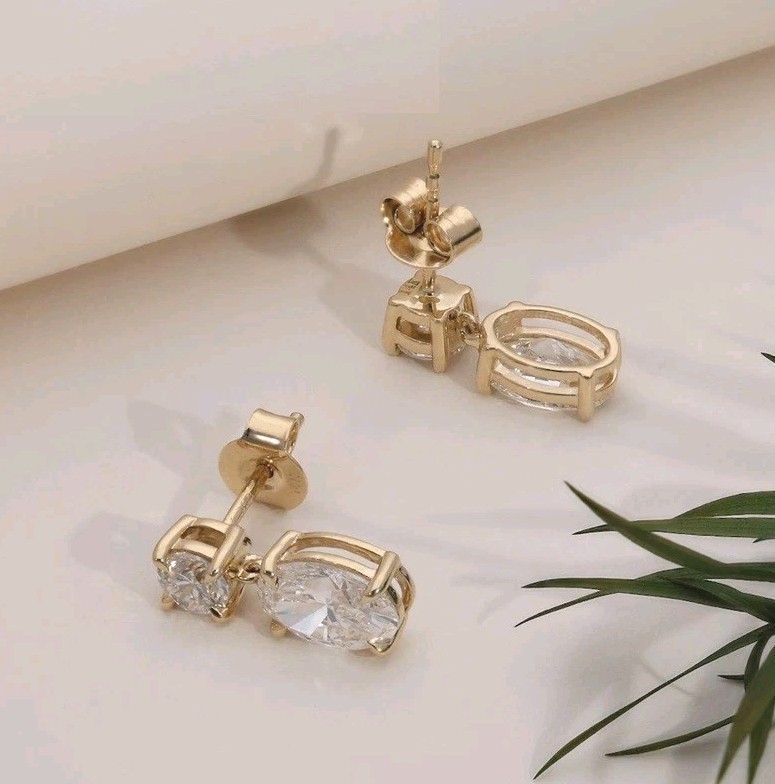 2.50Ct Oval Cut Simulated Diamond Stunning Drop Earring 14K Yellow Gold Plated