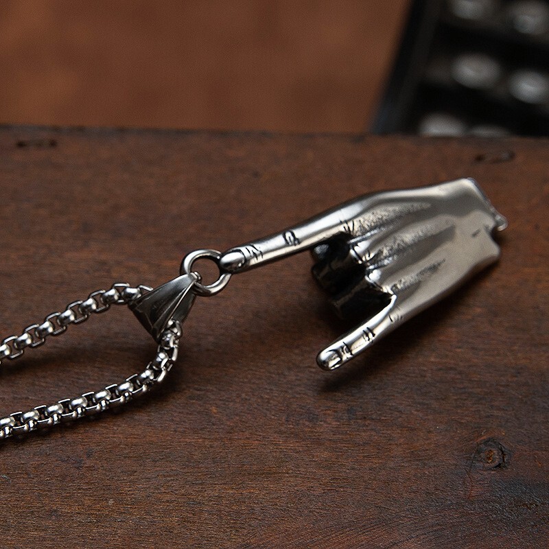 Men’s Gothic Skull Rock Hand Pendant Necklace Punk Retro Jewelry Box Chain 24″