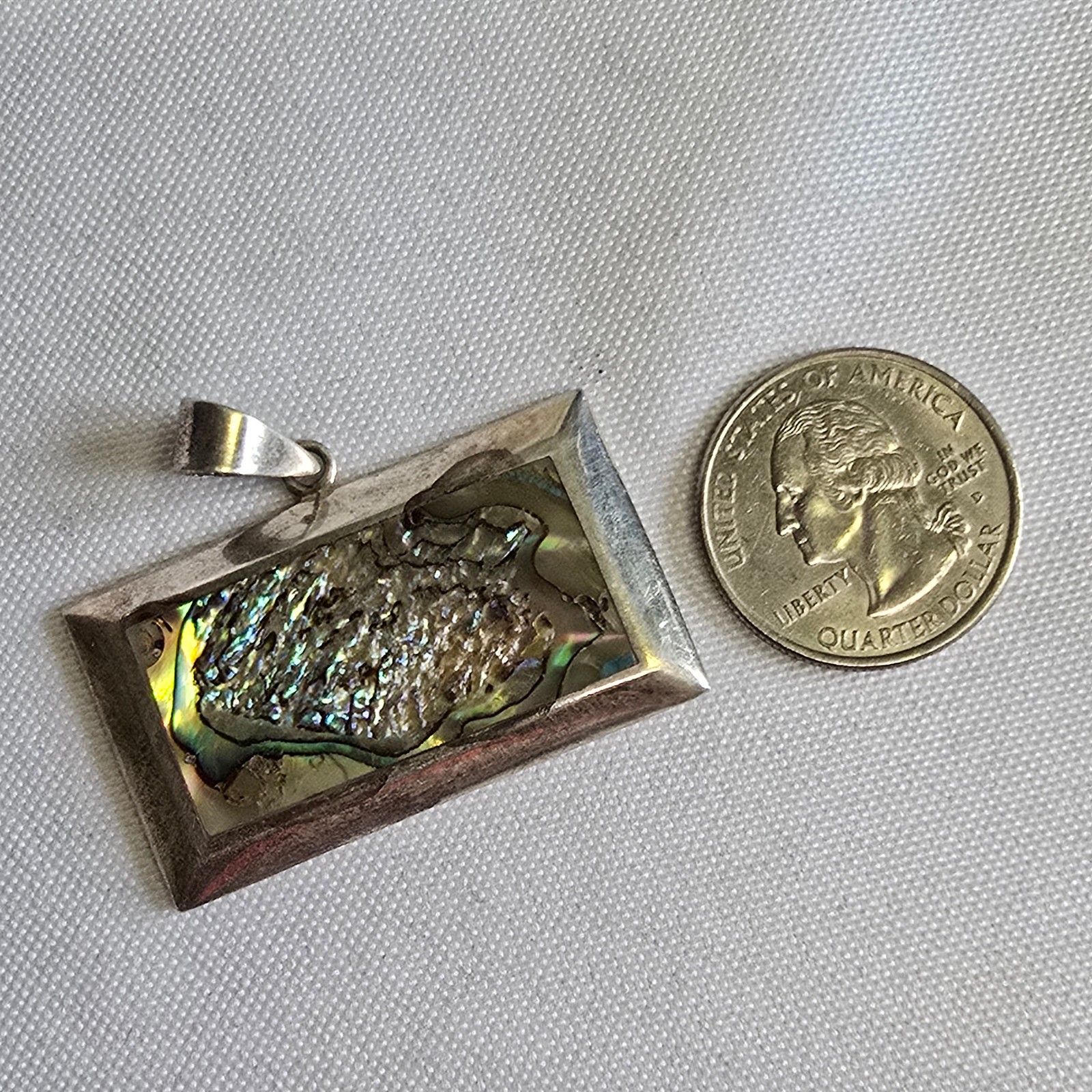 Sterling Silver Pendant 13.1g Fine Jewelry Abalone Look Charm *READ*