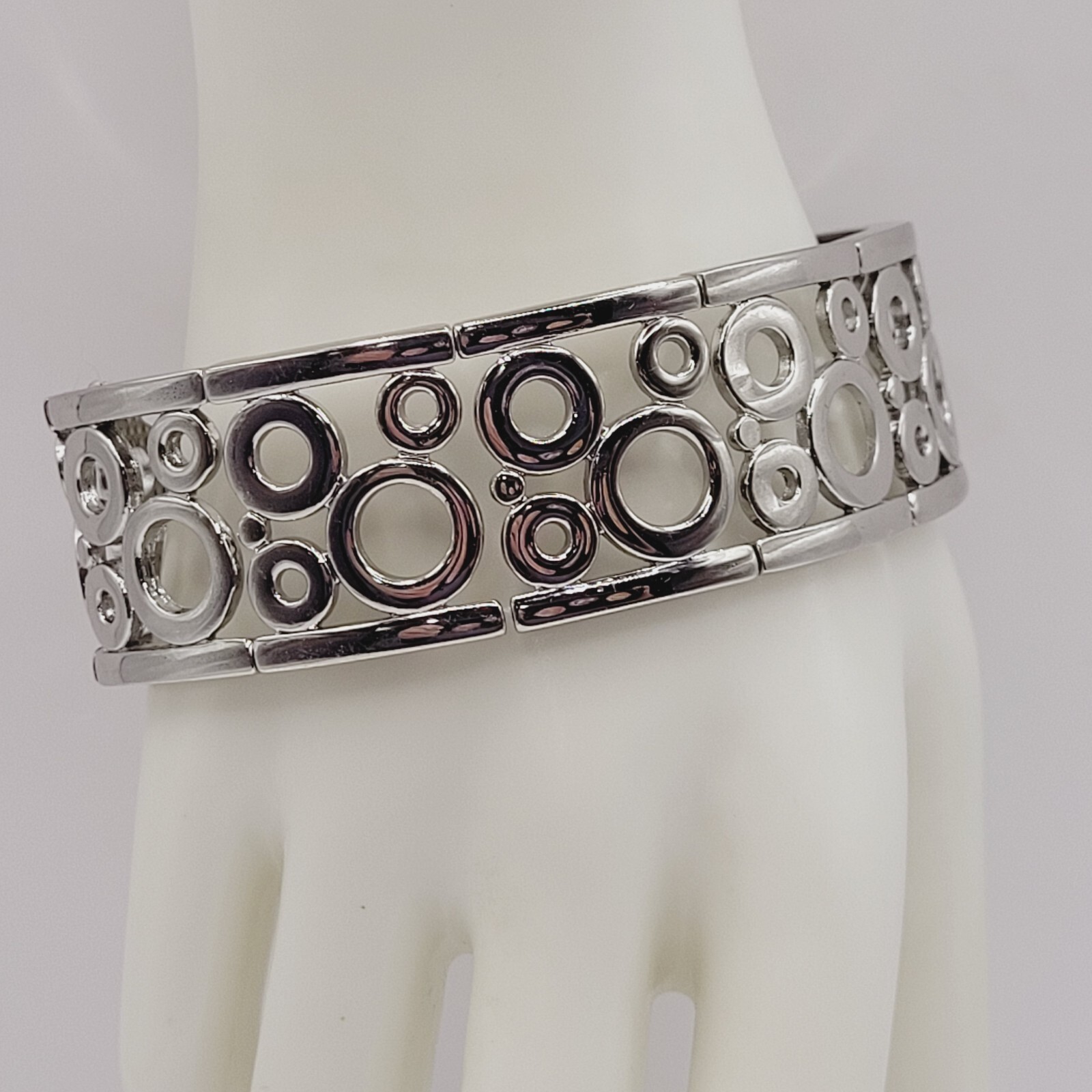 Modern Art Deco Open Circles Shiny Silver Tone Stretch Modernist Bracelet