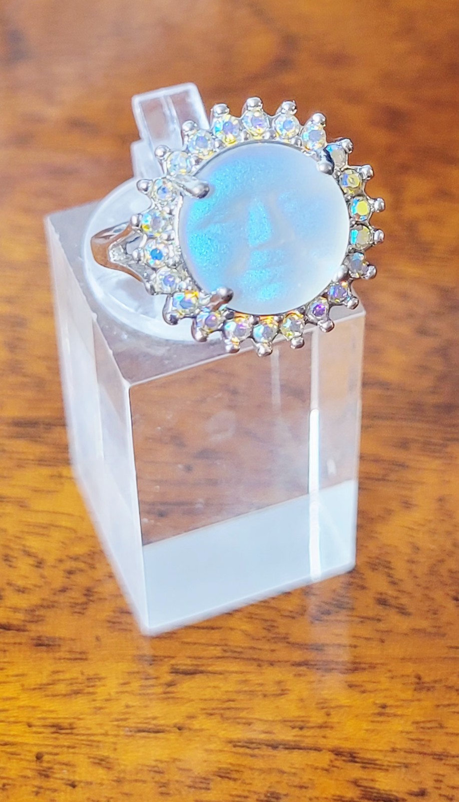 Kirks Folly Seaview Moon Face Ring 3D Glowing Iridescent Glass With AB Halo Sz 5