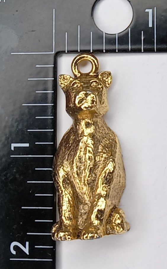 Sitting Cat Gold Toned Charm Pendant 1996 Vintage No Maker Mark