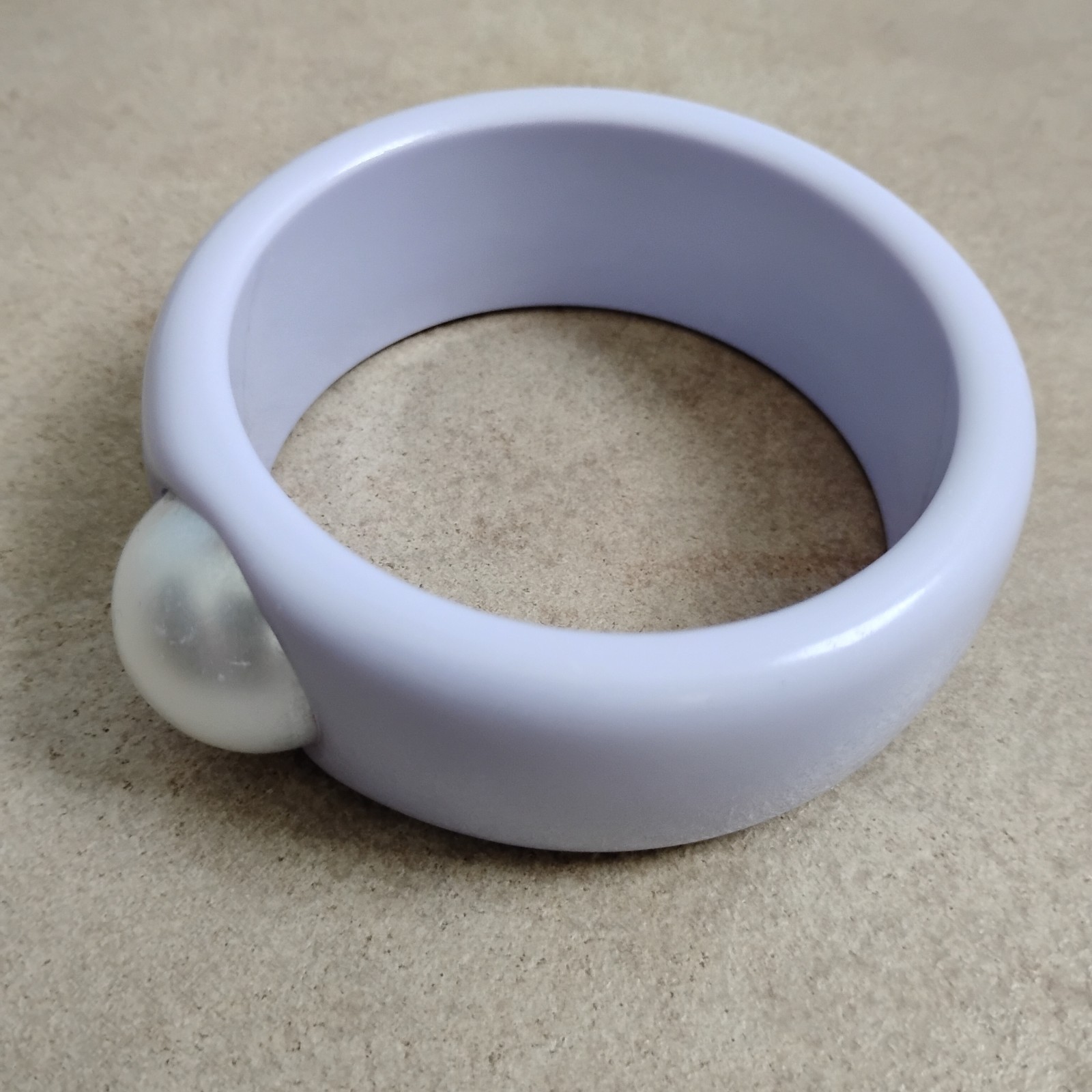 NEW Lilac Purple Chunky Plastic Resin Bangle Sz 8 Bracelet Wide Faux Pearl
