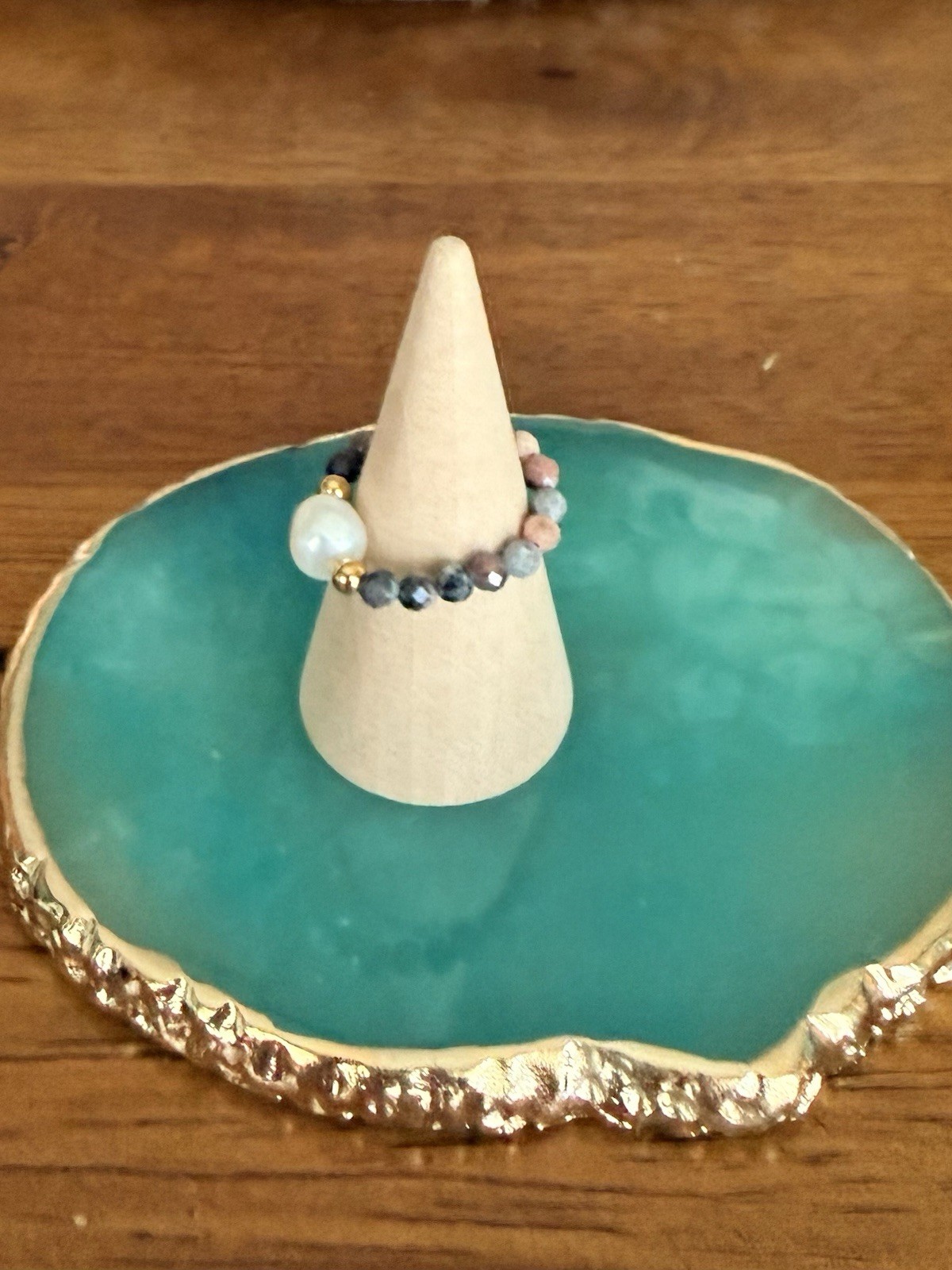 Beaded Stretchy Band with White Round Pearl Center, Multicolor Stone Fits 6-9
