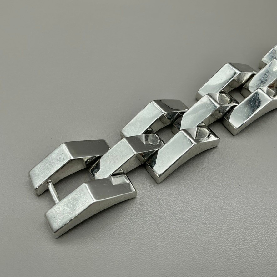 Bracelet Womesn Silver Tone Geometric Link Chunky Statement 7.5 Inch Jewelry