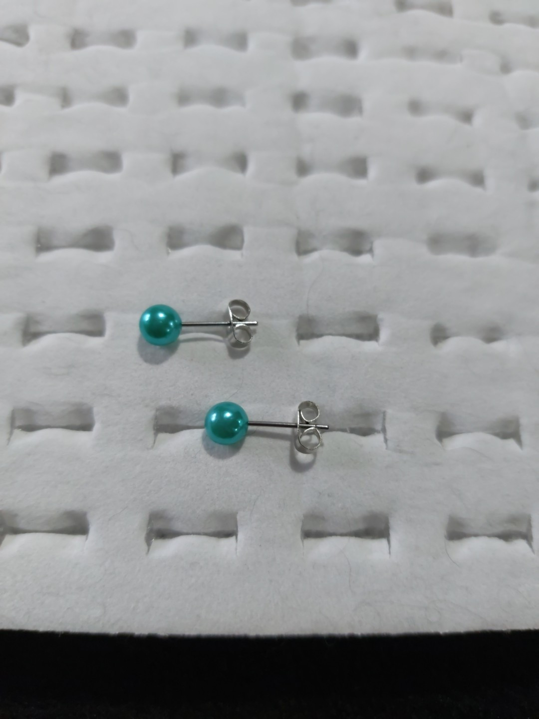 Blue/green Ball Stud Earrings 5mm (D84) New