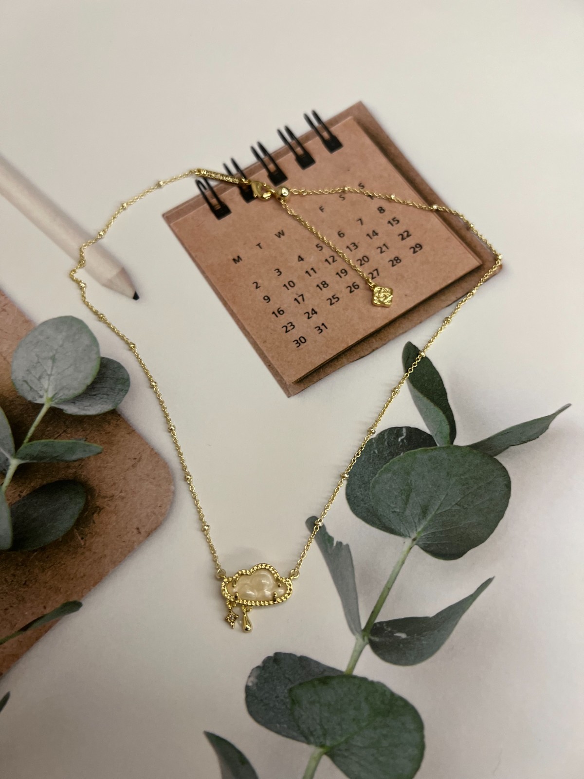 Kendra Scott Celeste Cloud Gold Short Pendant
