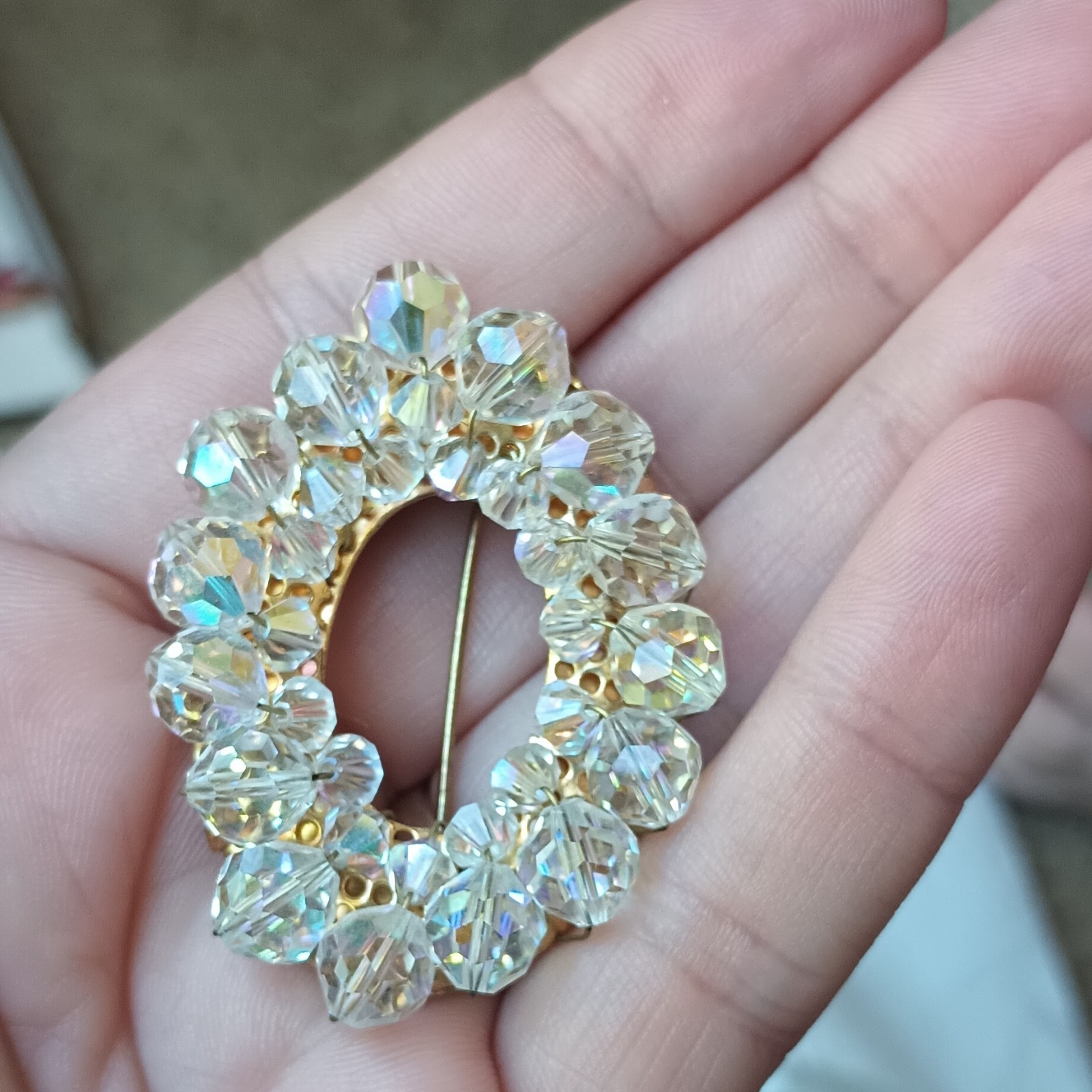Gold Tone Oval Brooch Pin Clear Crystal Cluster Round Rhinestones