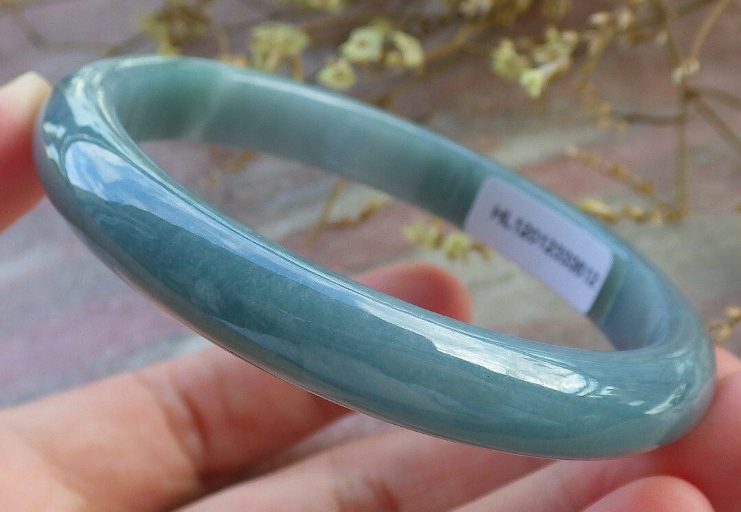 Video Certified Green 100% Natural A JADE Jadeite Bangle Bracelet 56mm 手镯 617069