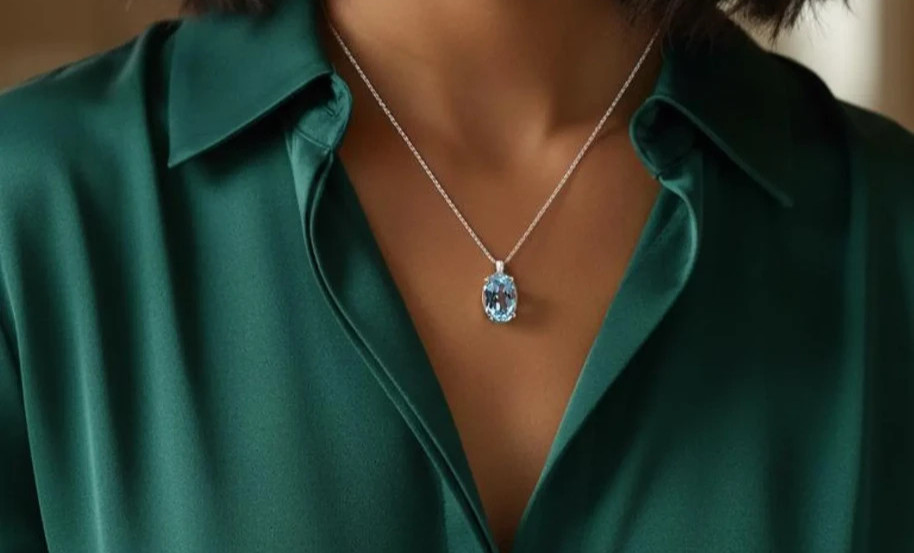 Oval Cut 20 Ct Natural Santa Maria Blue Aquamarine Pendant -925 Solid Silver