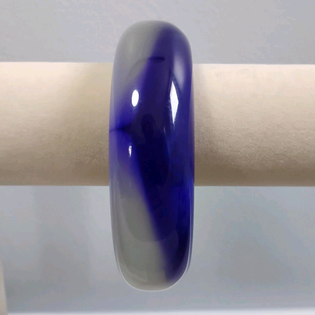 Sz 7.5 Blue Drip Chunky Resin Plastic Bangle Bracelet Two Tone New