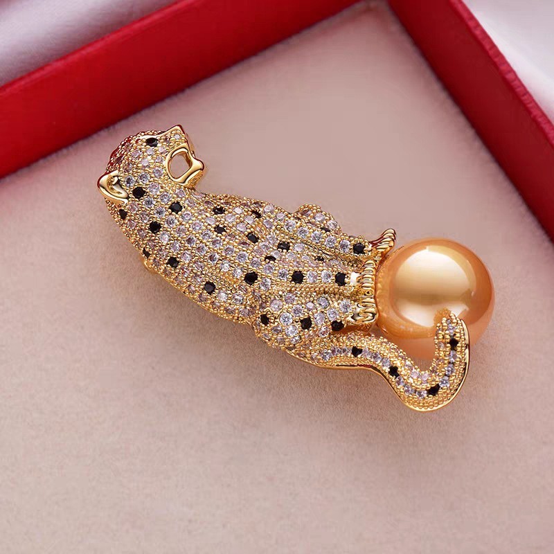 Leopard Brooch Pin Women Gold Tone Zircon Rhinestone Pearl Accent Animal Jewelry