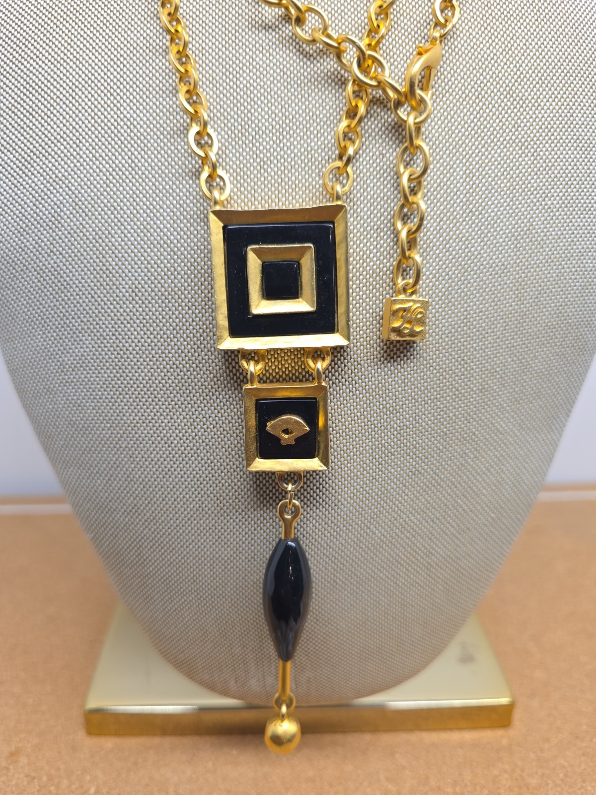 Karl Lagerfeld Black Enamel Gold Plated Dangle Pendant Chain Necklace Runway