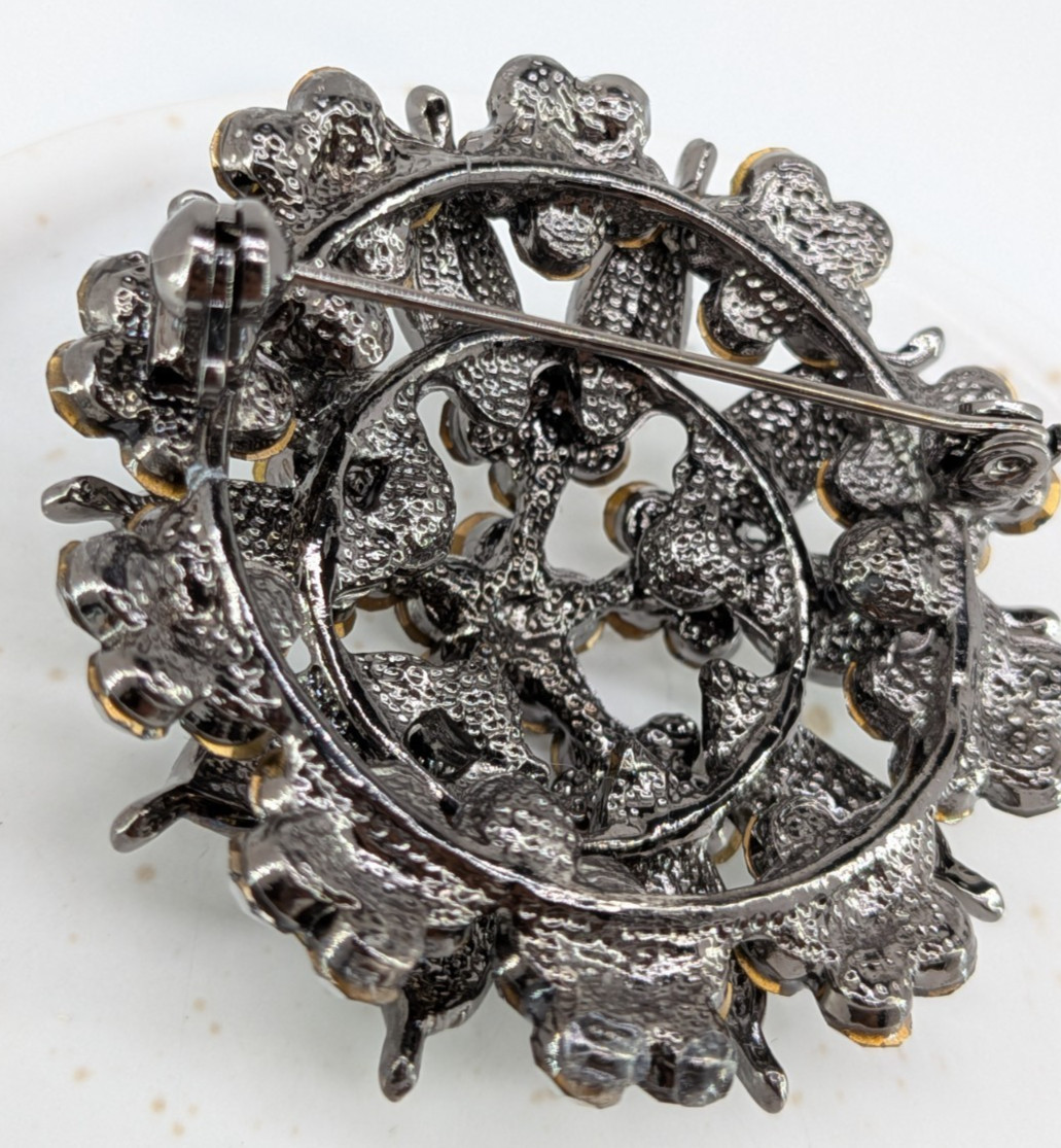 Vintage Gunmetal Rhinestone Flower Brooch Pin Hematite Crystal Dome 2in 30g