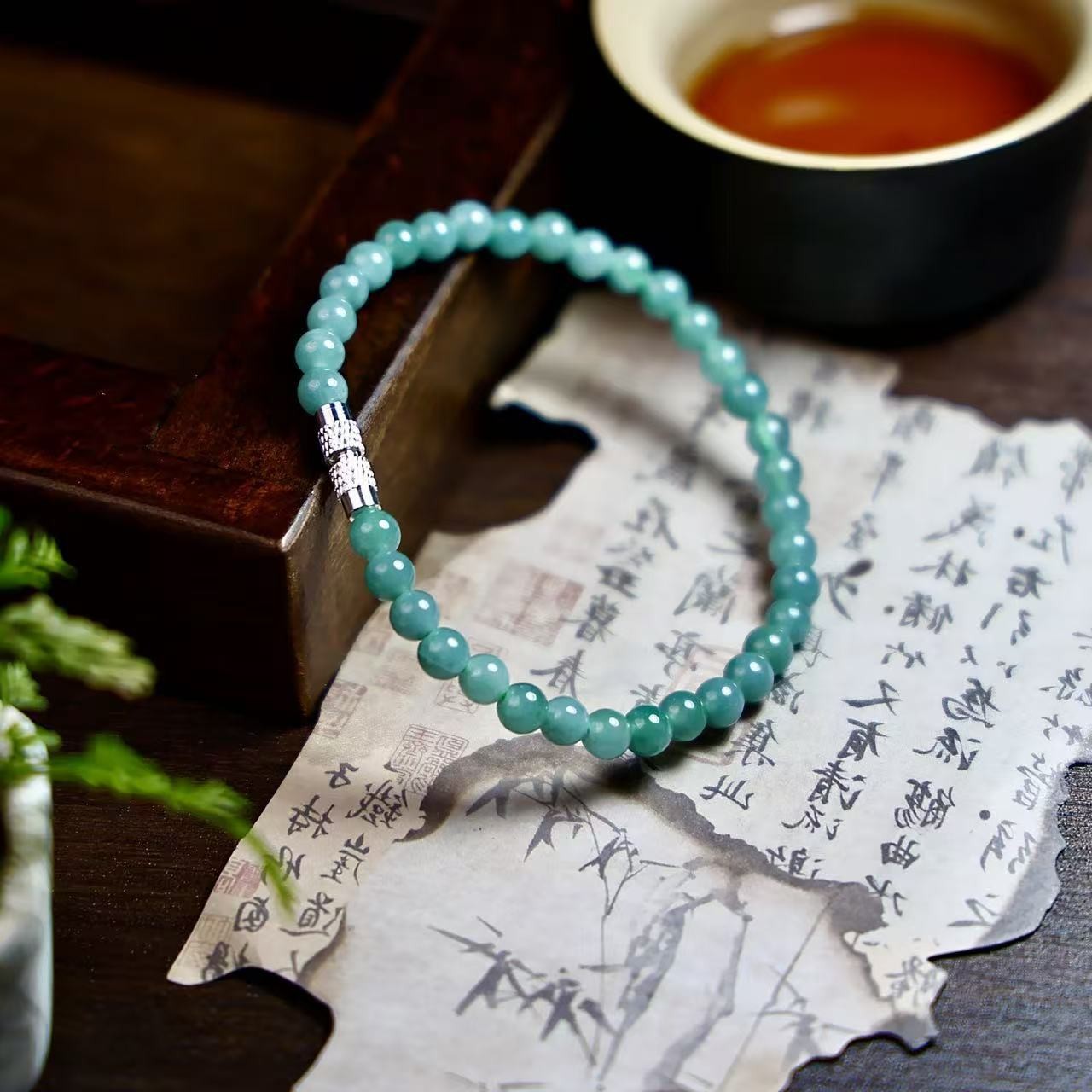 Certified Burma Natural jadeite A-grade ice jade bracelet for women 5mm