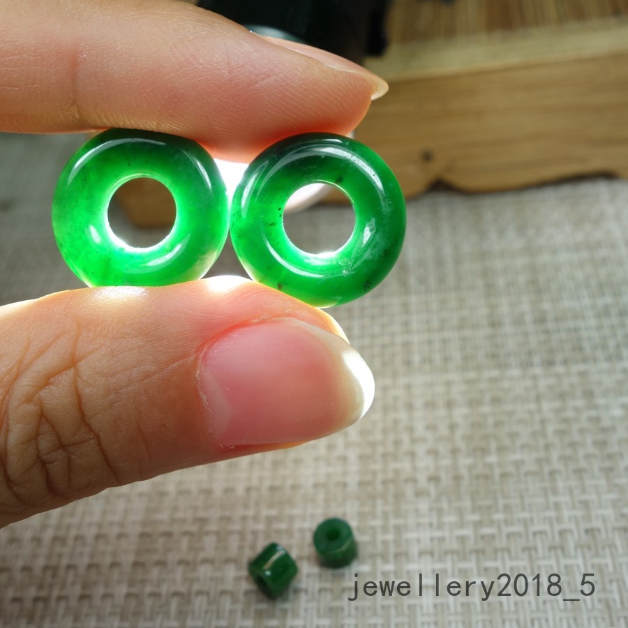 1 pair Certified Green Burma 100% Natural A jadeite Jade Donut 甜甜圈