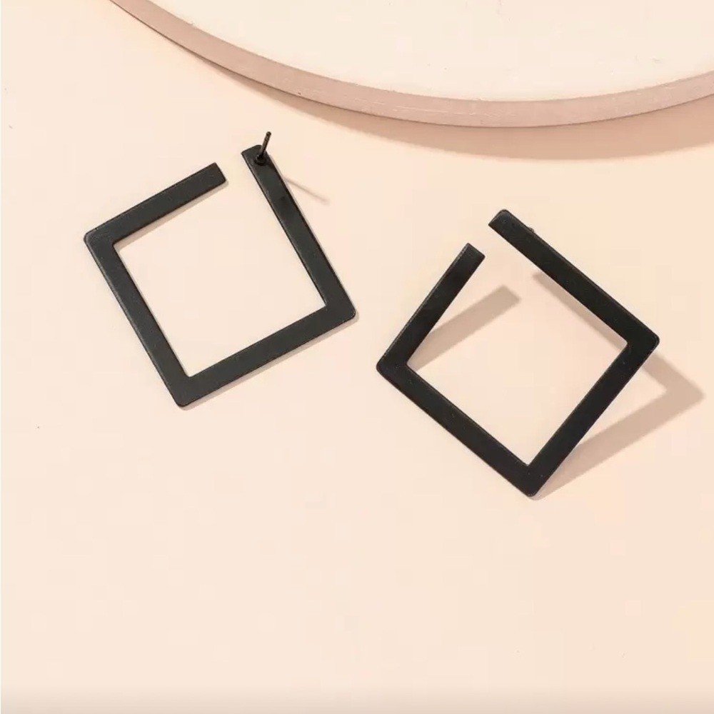 Geometric Design black Cuff Hoop Earrings