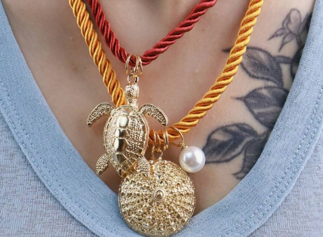 Set of Necklaces Conch Shells Pearl Turtle Fish Braided Cord Gold Tone Charms
