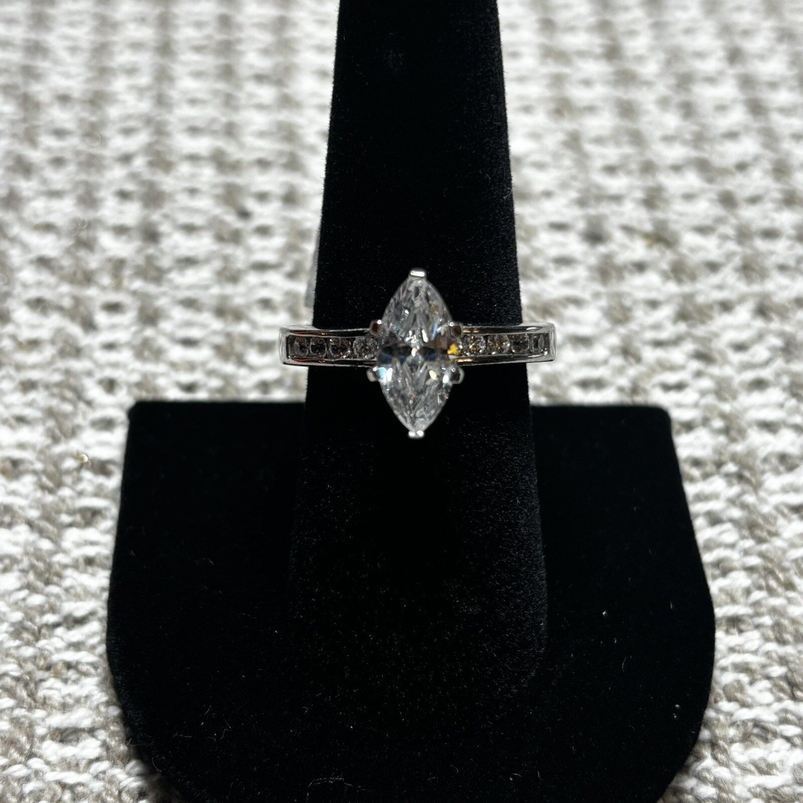Size 6 Fashion Jewelry Ring Marquise Eng Engagement Wedding MSRP $45 No Stamp