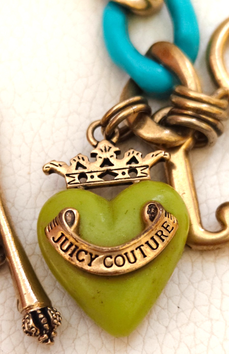 Vintage Juicy Couture Gold Tone Toggle Bracelet Turquoise Resin Links Green Hear